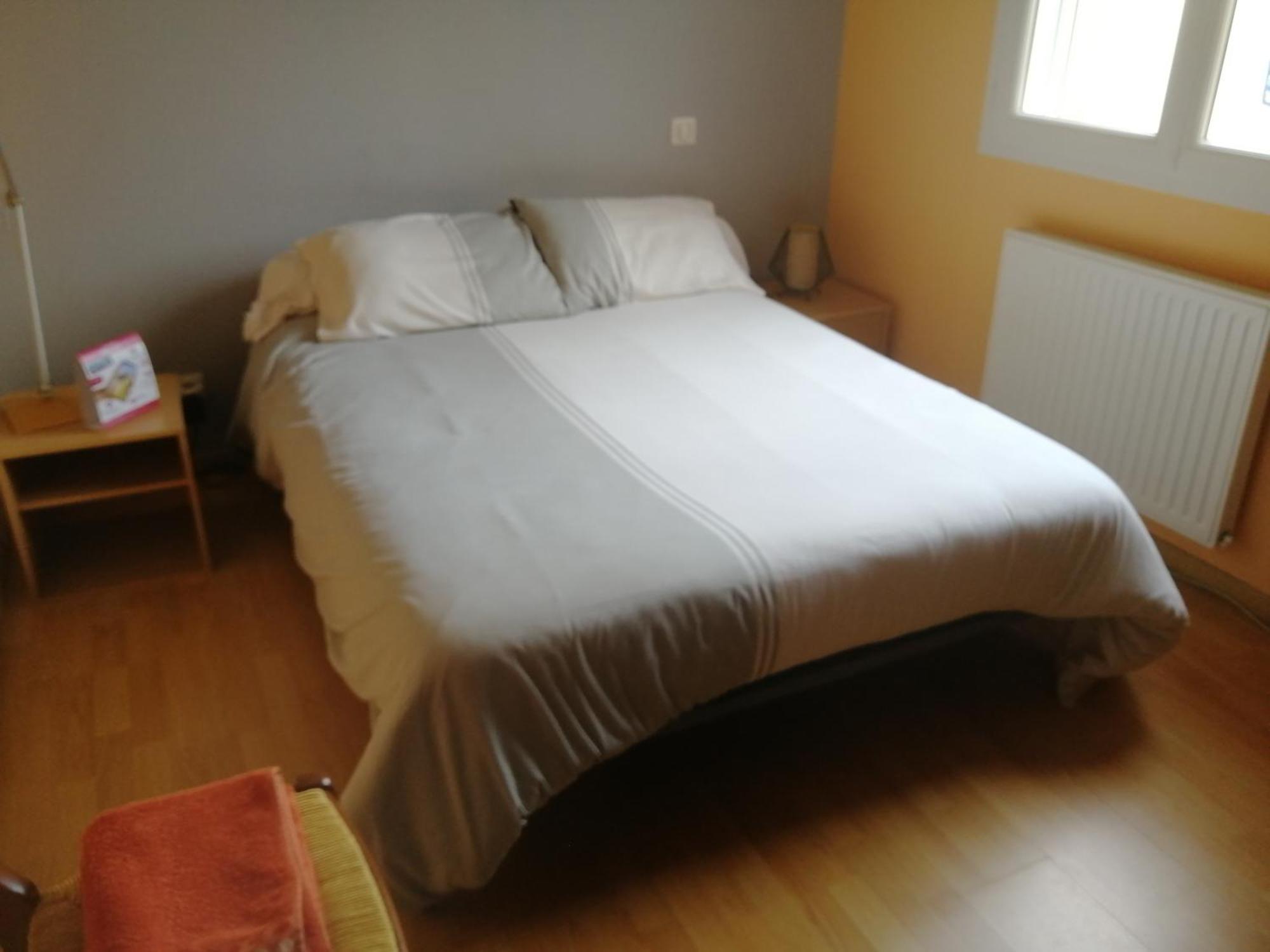 Chambres D'Hotes Chez Nanou La Puyfolaise - 1 Ou 2 Chambres Saint-Laurent-sur-Sèvre Buitenkant foto